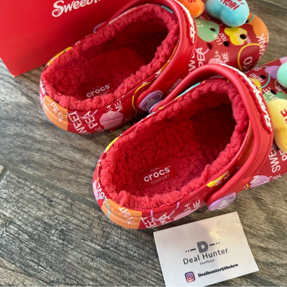 Brand New Limi Version Crocs “Sweethearts” Kids Lined Clog - Picture 3 of 11